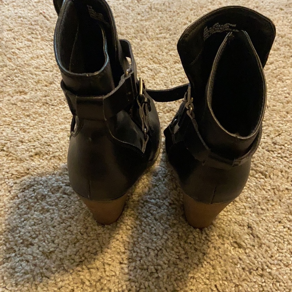 Booties - Picture 3 of 3